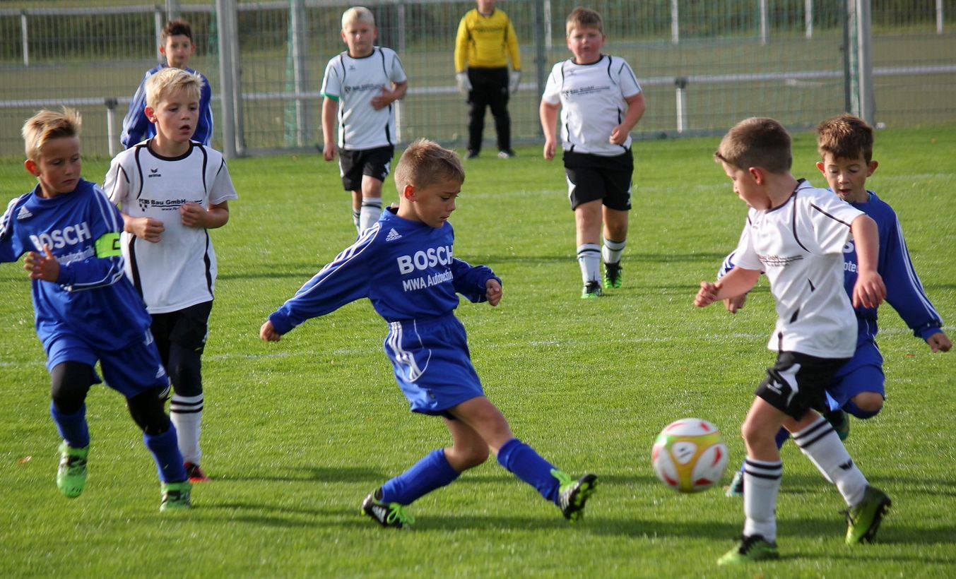 F-Junioren feiern gegen die SG Usedom/Lassan 17:1-Kantersieg