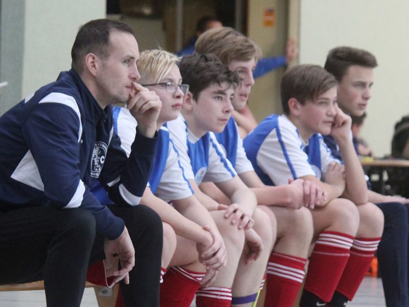 Futsal-Landesmeisterschaft: C1-Junioren verpassen Endrunden-Qualifikation nur knapp Futsal-Landesmeisterschaft: C1-Junioren verpassen Endrunden-Qualifikation nur knapp