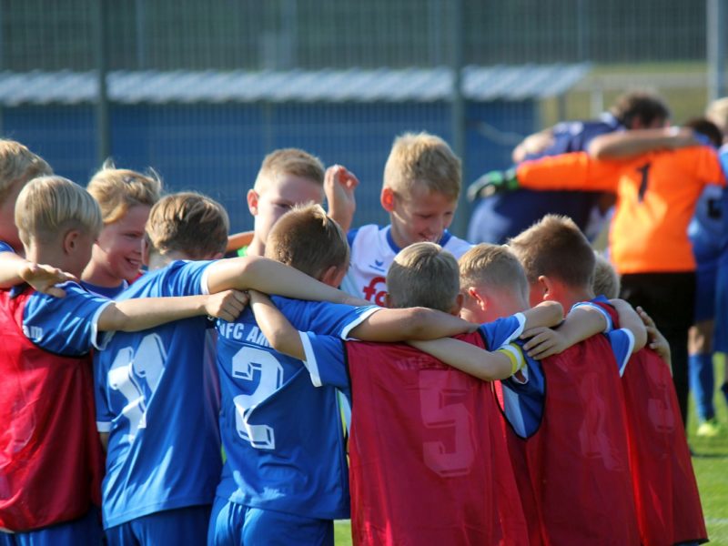 E1-Jugend macht gegen Torgelow den Einzug ins Kreispokal-Viertelfinale perfekt E1-Jugend macht gegen Torgelow den Einzug ins Kreispokal-Viertelfinale perfekt