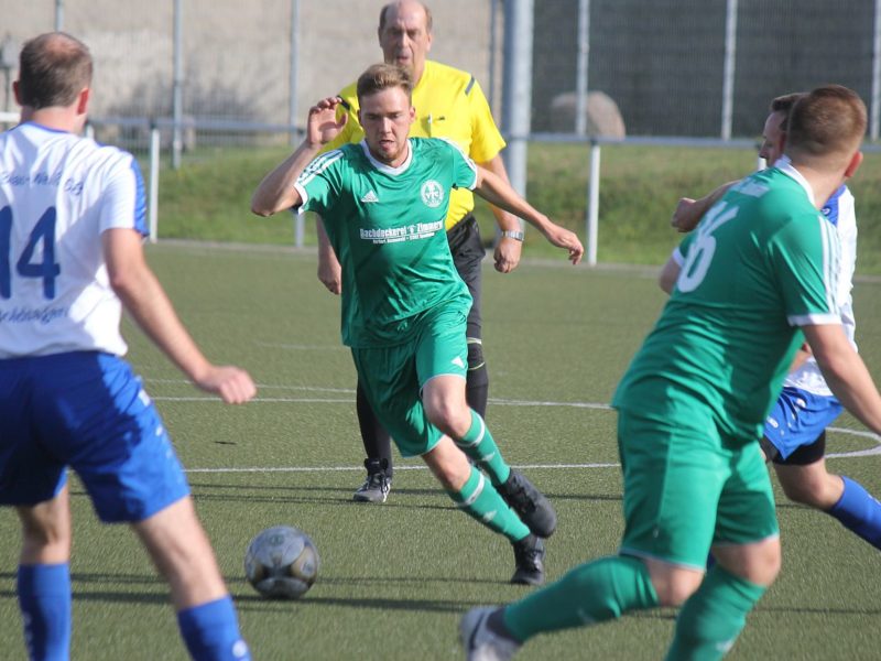 Kreisliga-Heimspiel gegen Leopoldshagen wird erst in der Schlussphase entschieden Kreisliga-Heimspiel gegen Leopoldshagen wird erst in der Schlussphase entschieden