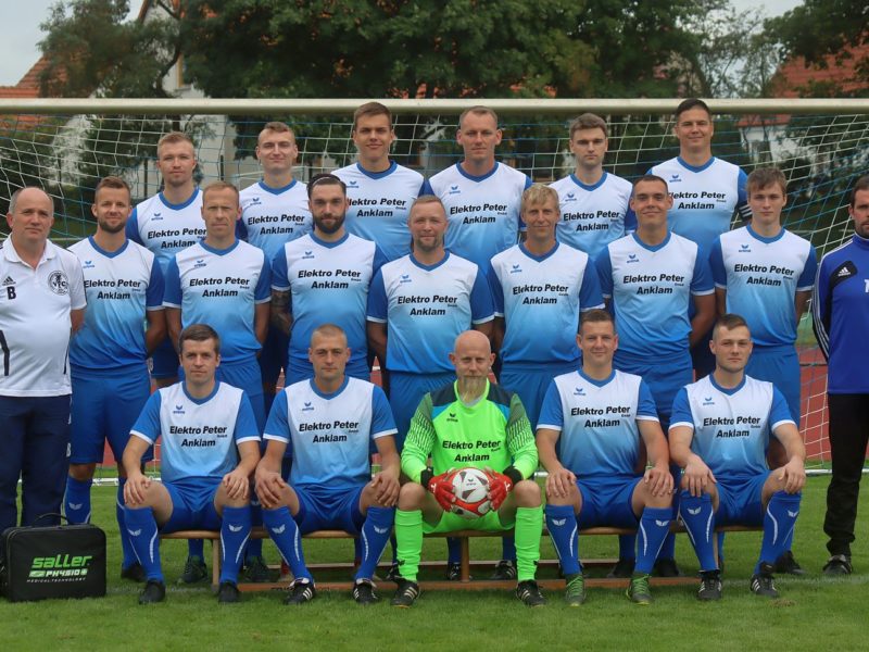 Landesliga-Team verabschiedet sich als Tabellenvierter in die Corona-Pause Landesliga-Team verabschiedet sich als Tabellenvierter in die Corona-Pause