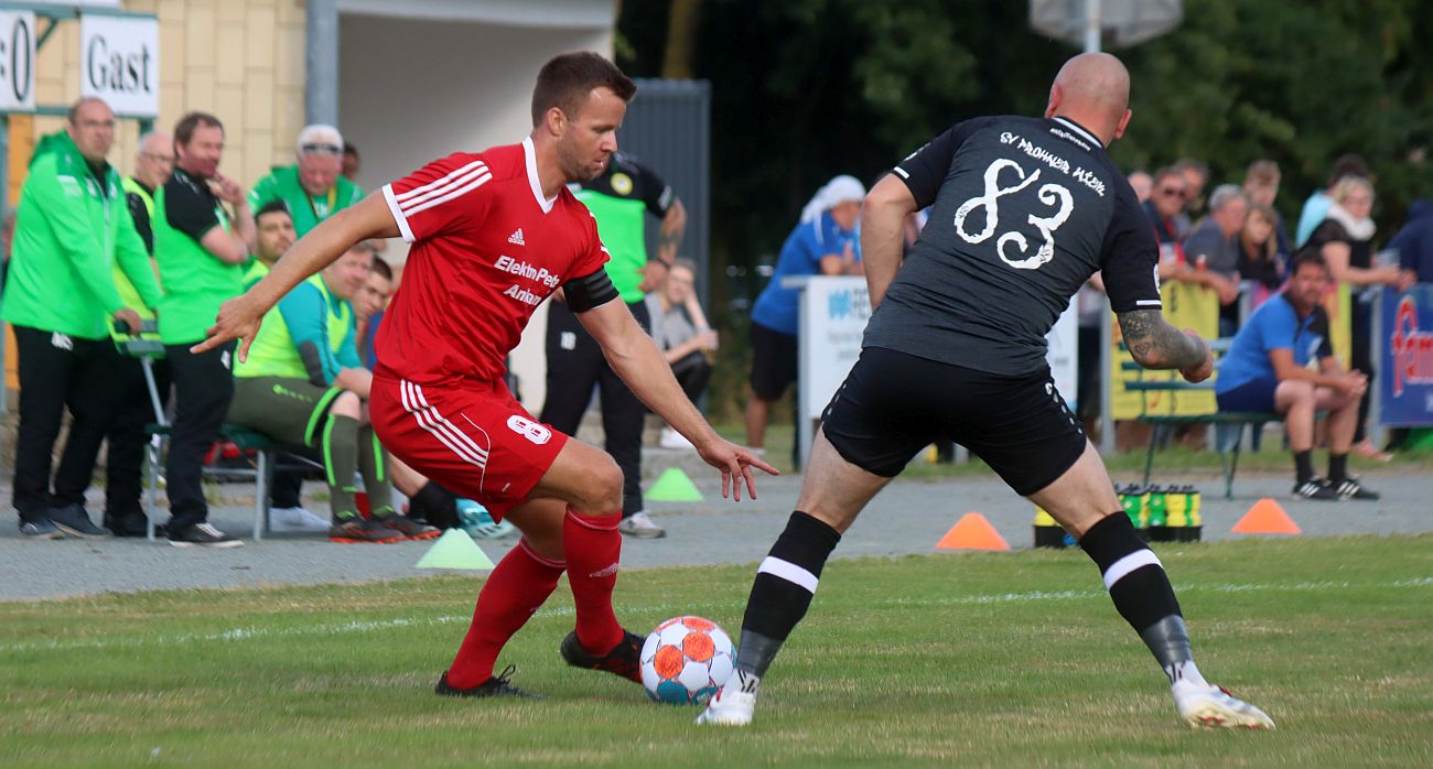 Landesliga-Kicker empfangen am Freitagabend Aufsteiger Usedom