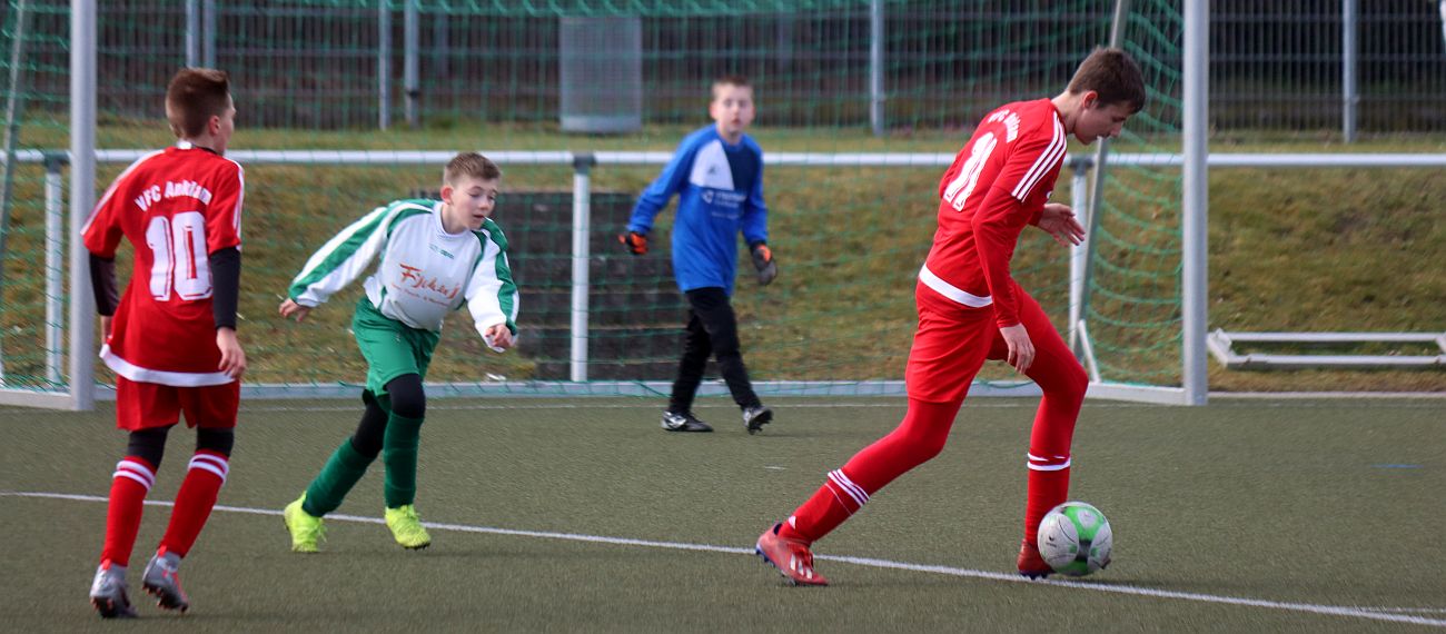 D2-Junioren lassen auf eigenem Platz gegen Usedom nichts anbrennen