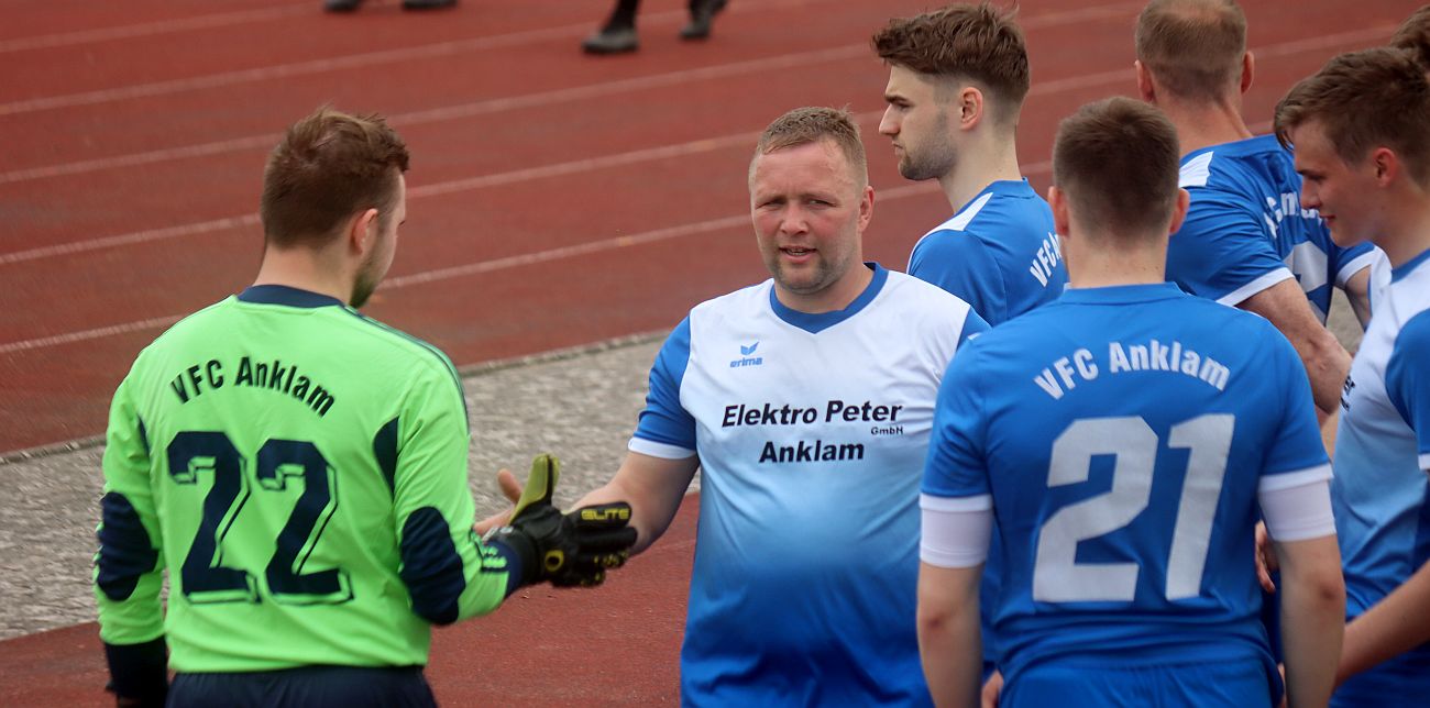 Landesliga-Kicker empfangen am Freitagabend den FSV Malchin