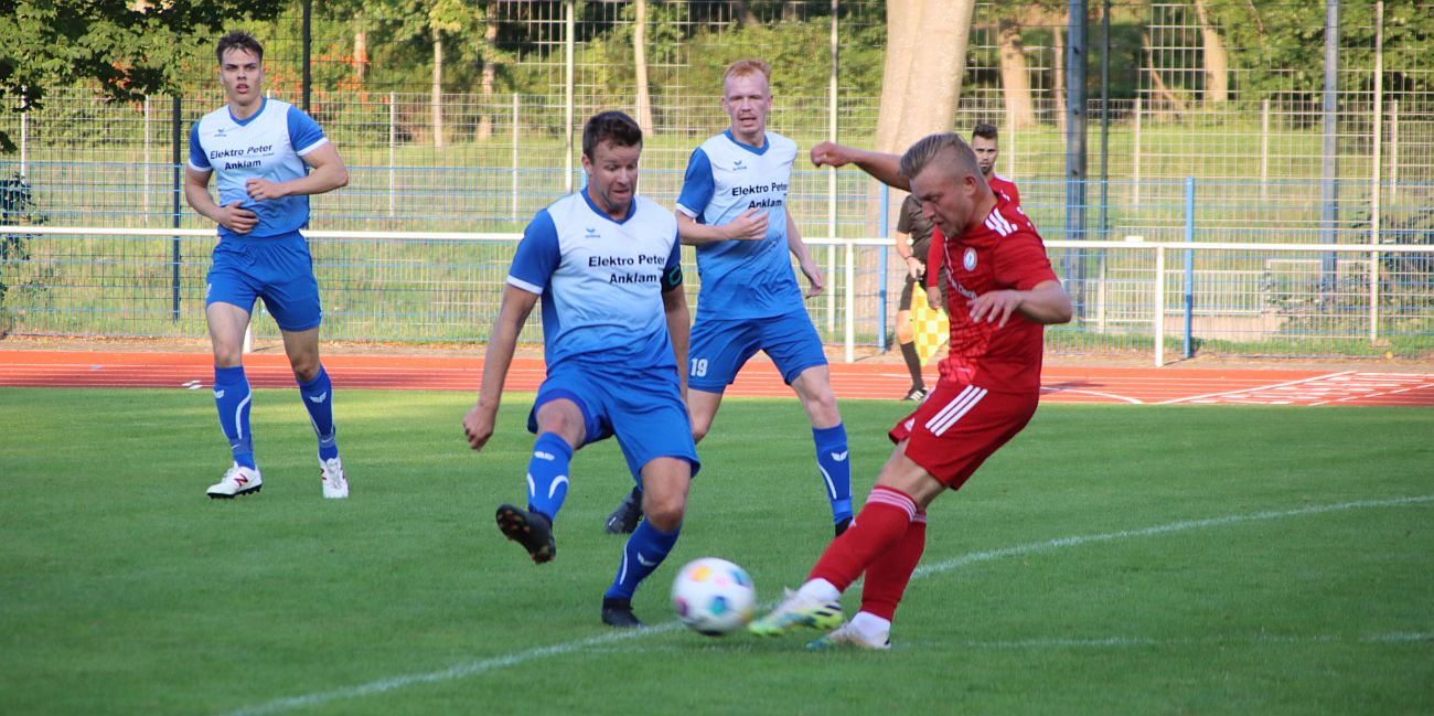 Landesliga-Team empfängt am Donnerstagabend den VfL Bergen