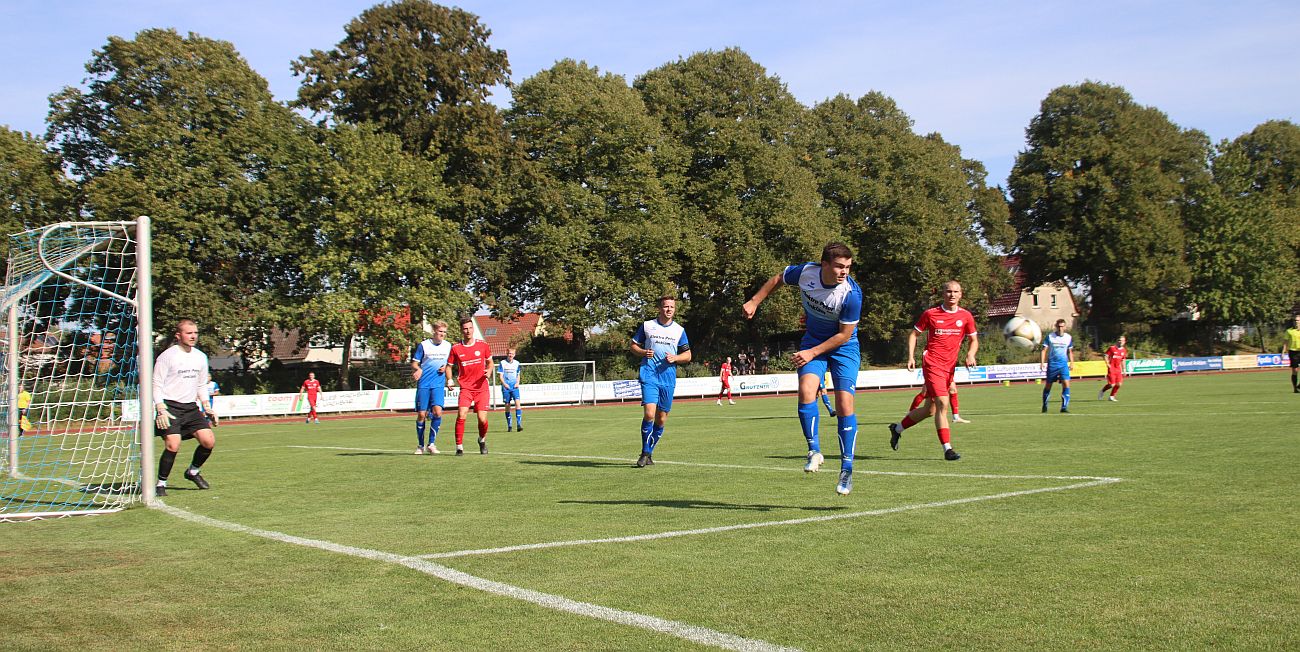 Landesliga-Kicker machen dem Gegner das Toreschießen zu leicht