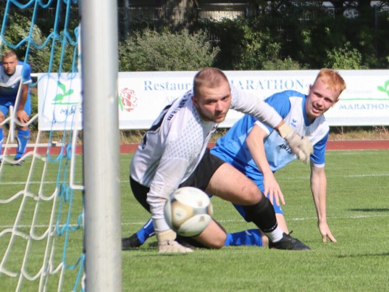 Landesliga-Team hat im Warener Müritzstadion das Nachsehen