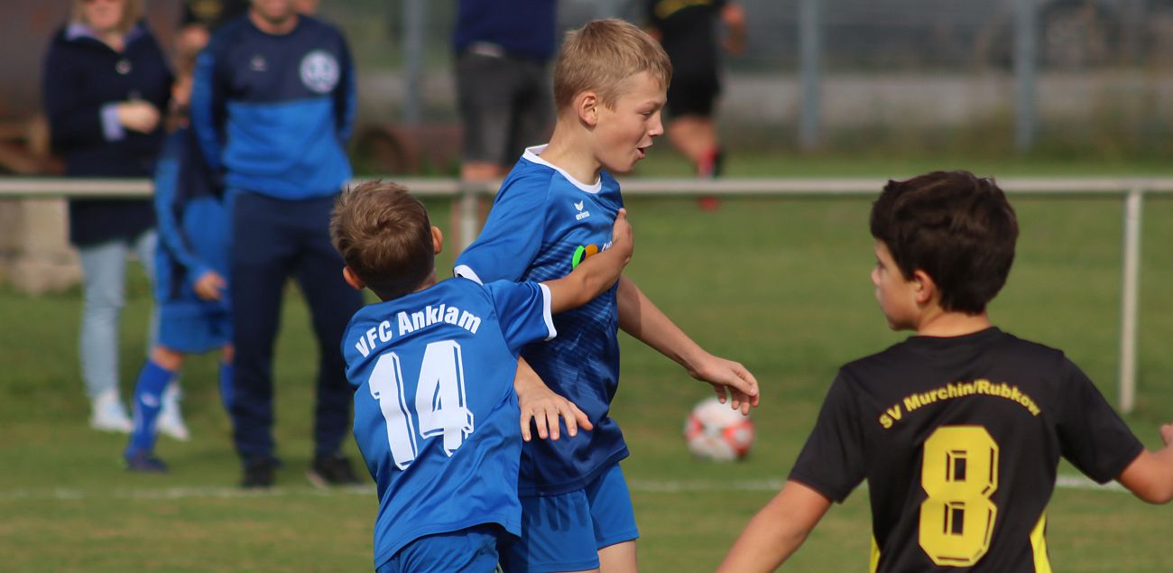 E1-Junioren bezwingen Murchin/Rubkow mit 6:3