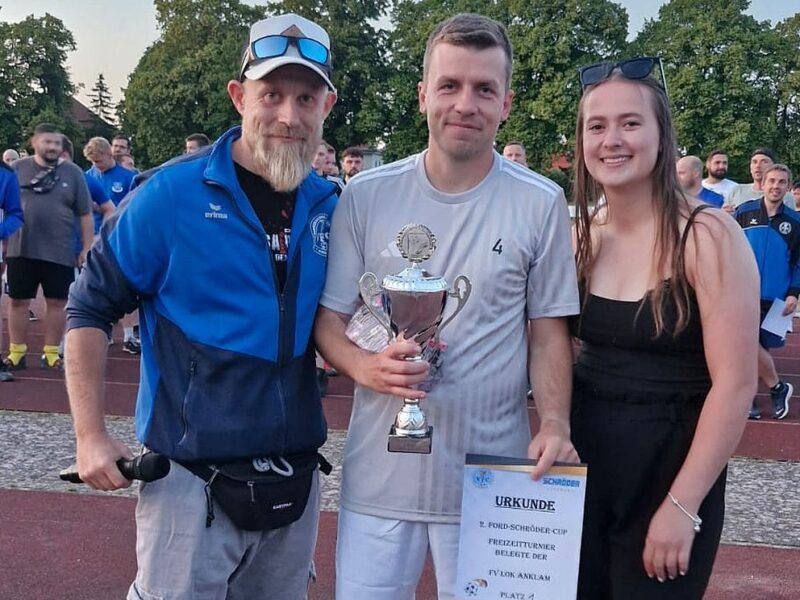 Lok-Team gewinnt Eröffnungsturnier des 2. Ford-Schröder-Cups