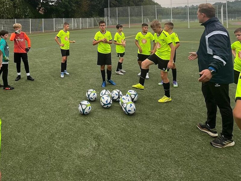Lehrreicher Härtetest für unsere D1-Junioren in Neubrandenburg