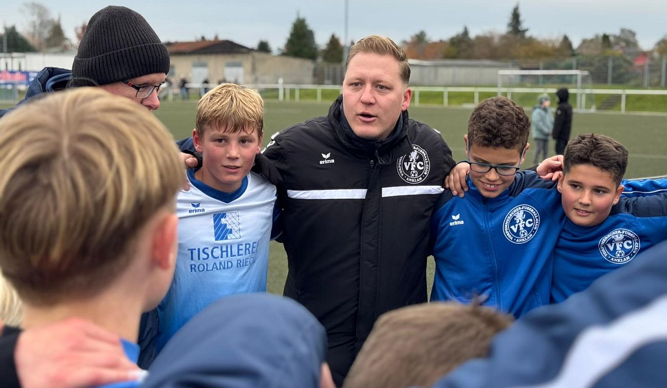 Fünf Tore, volles Tempo: D1-Junioren sind im Derby nicht zu stoppen