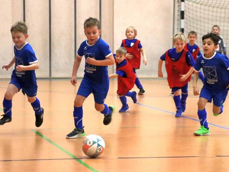 Bambini-Team überzeugt beim Hallencup mit Bronzeplatz