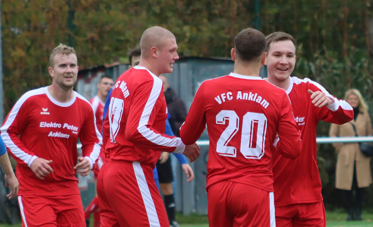Endlich die Null: Landesliga-Elf siegt 2:0 in Richtenberg