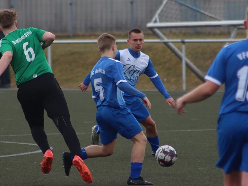 B-Junioren unterliegen Demminer SV mit 2:4 B-Junioren unterliegen Demminer SV mit 2:4