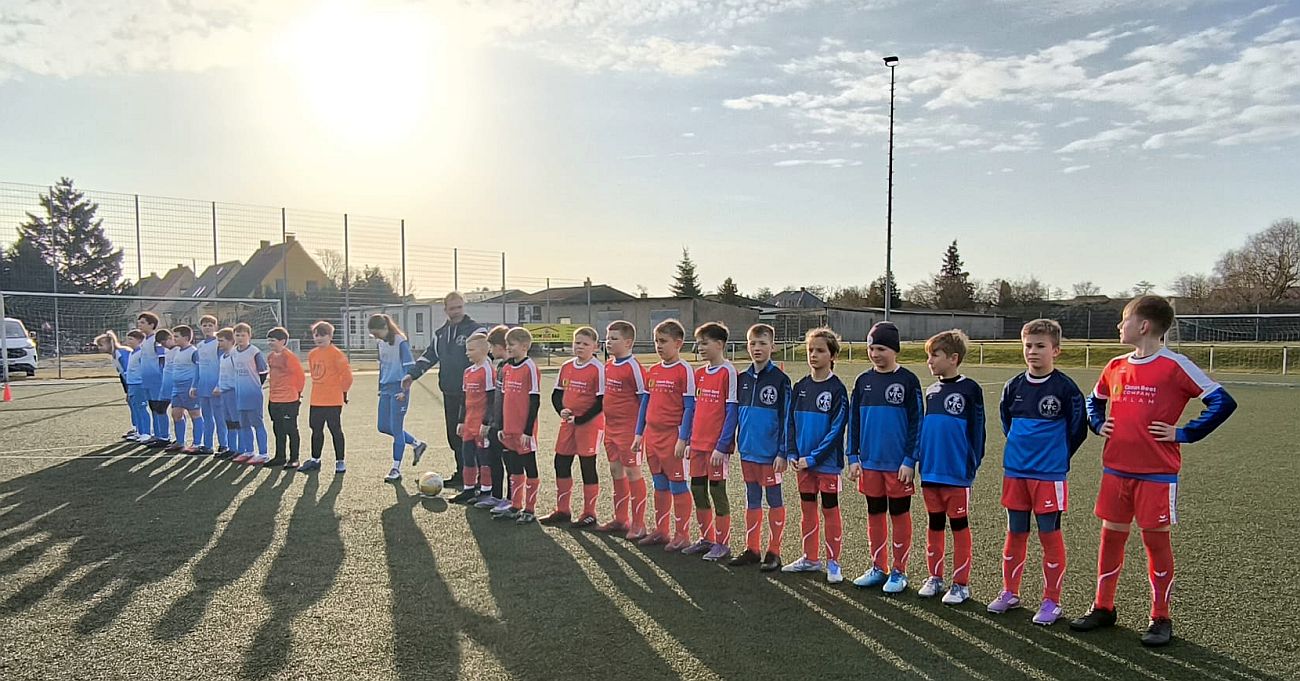 Nachwuchs-Teams testen im vereinsinternen Duell erfolgreich ihre Form