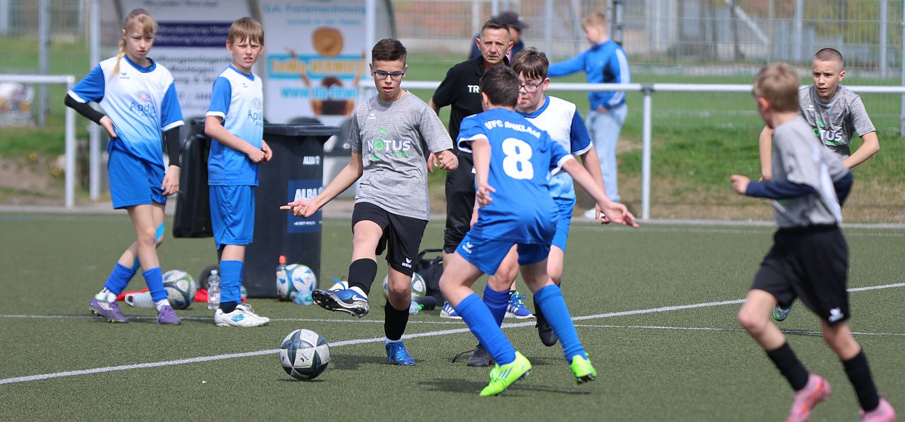 Lob an beide D-Jugend-Teams nach vereinsinternem Duell