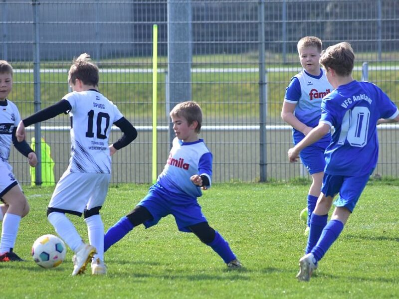 E2-Junioren unterliegen Tabellenzweitem deutlich