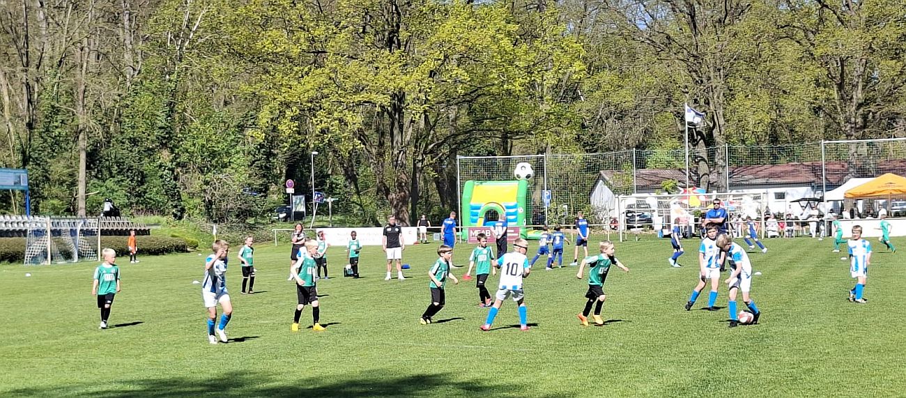 F-Junioren überzeugen beim „Janny’s Eis Cup“ des FC Deetz