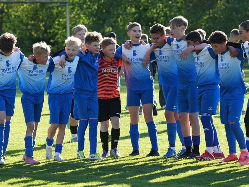 Derbysieg bringt D1-Team den Staffelsieg Derbysieg bringt D1-Team den Staffelsieg