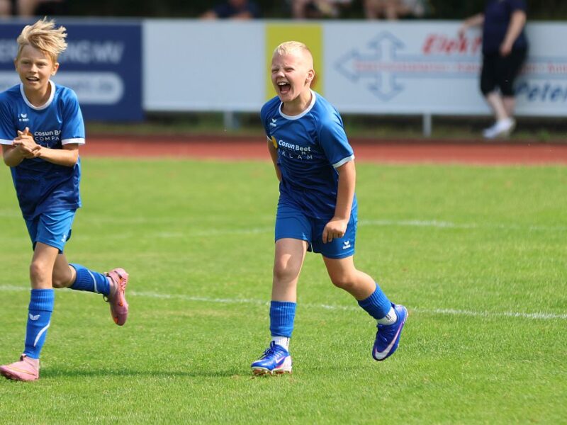 Starke Endrunde: Unsere E1-Junioren verpassen Podest nur knapp Starke Endrunde: Unsere E1-Junioren verpassen Podest nur knapp