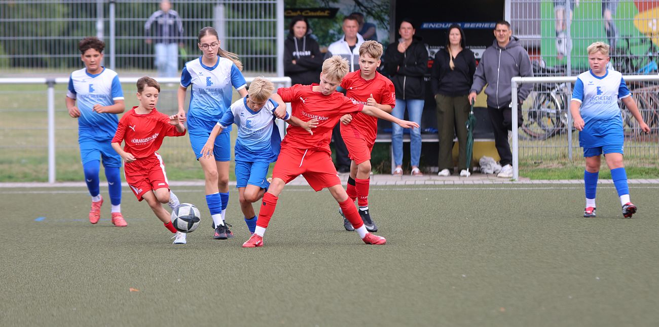 Intensives Wochenende endet für unsere D1 mit knapper Niederlage Intensives Wochenende endet für unsere D1 mit knapper Niederlage